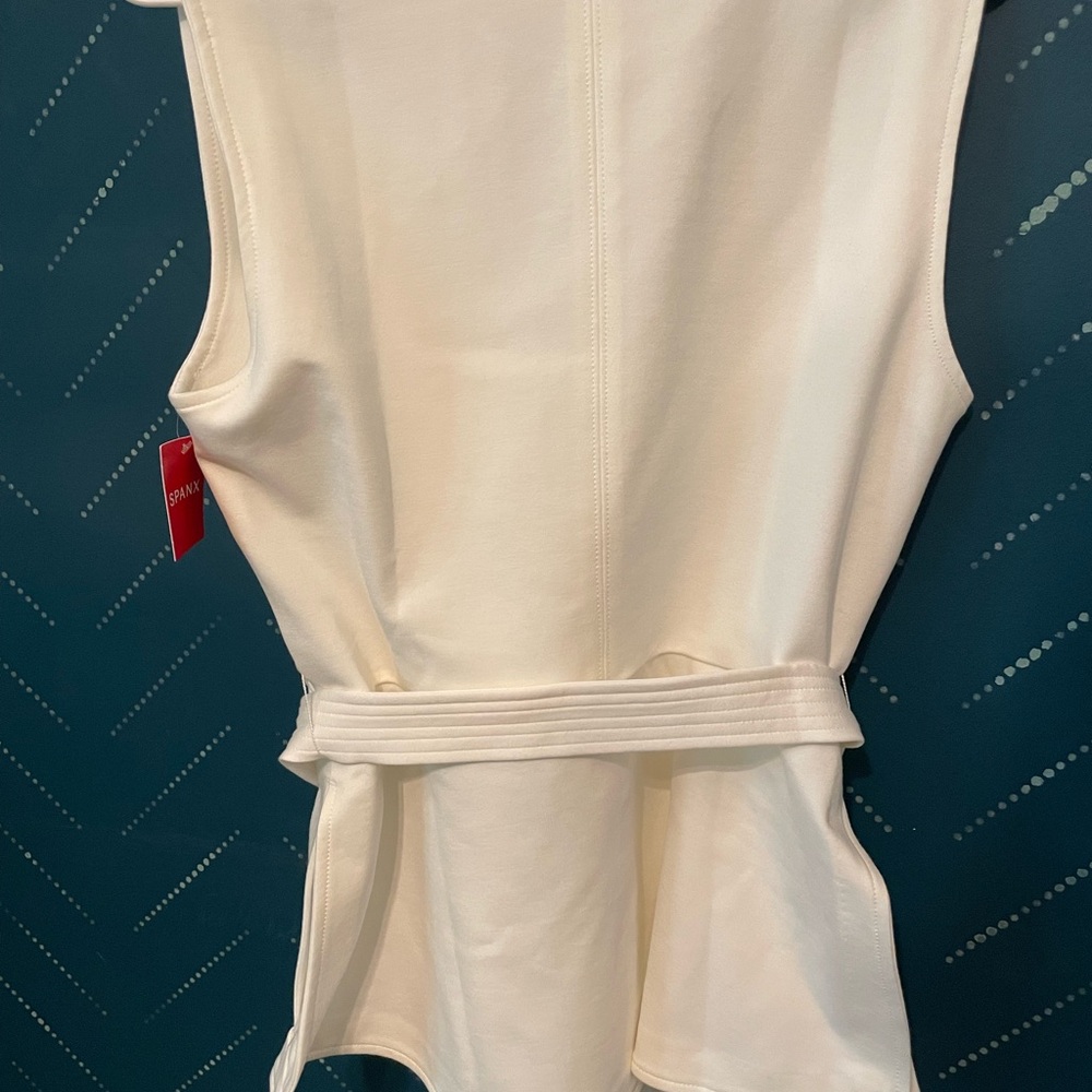 Spanx top - Picture 2 of 2